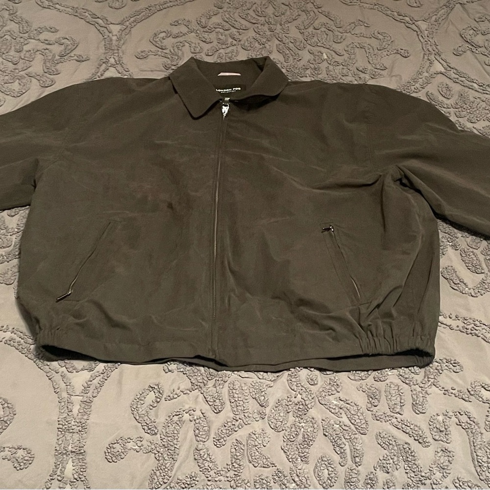 London Fog Black Lightweight Jacket with Structured Design